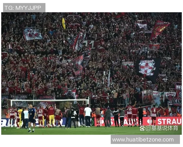 四名葡萄牙球员为曼联主场英超进球的精彩瞬间回顾